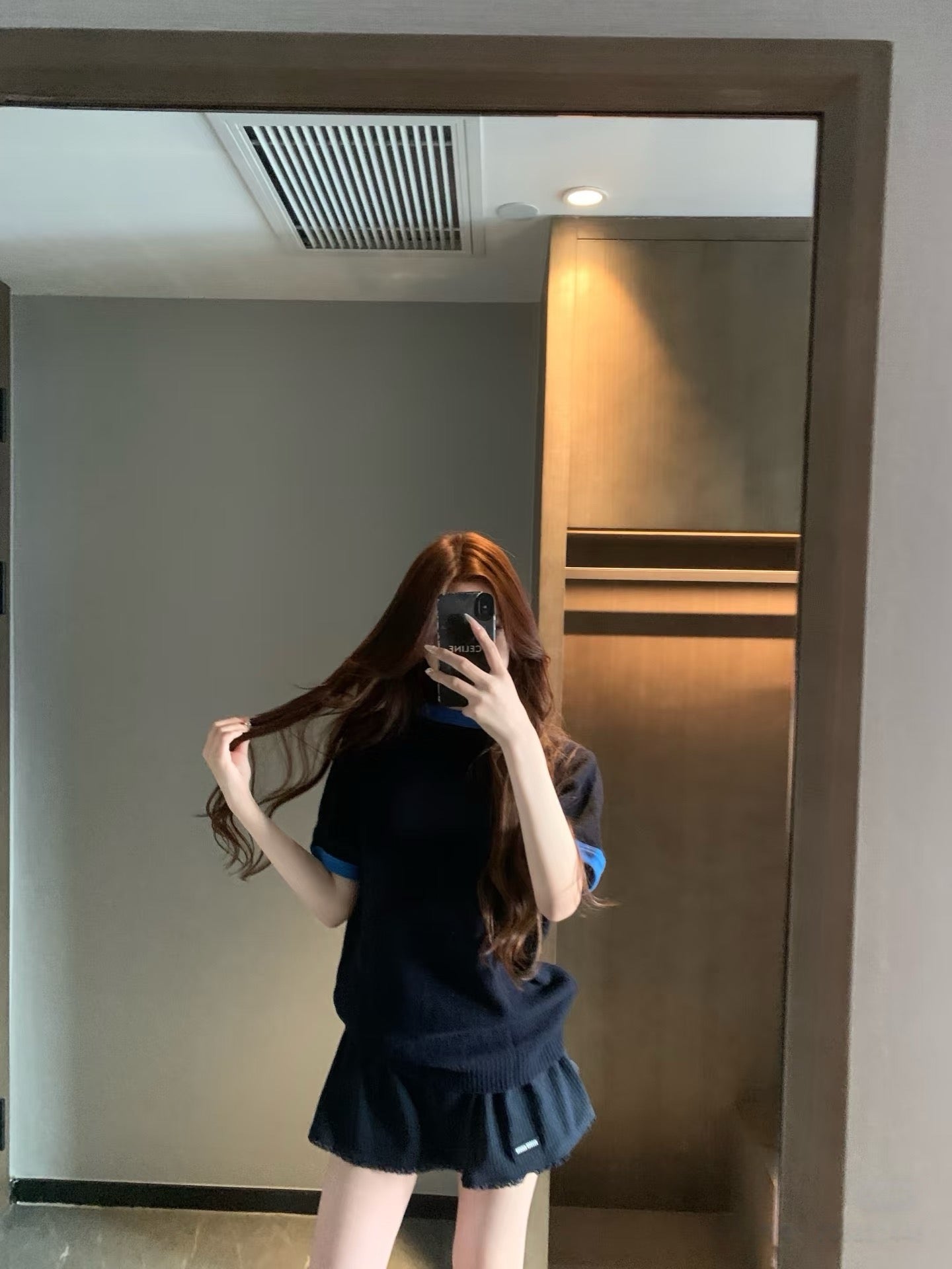 프라다 캐시미어 크루넥 스웨터
