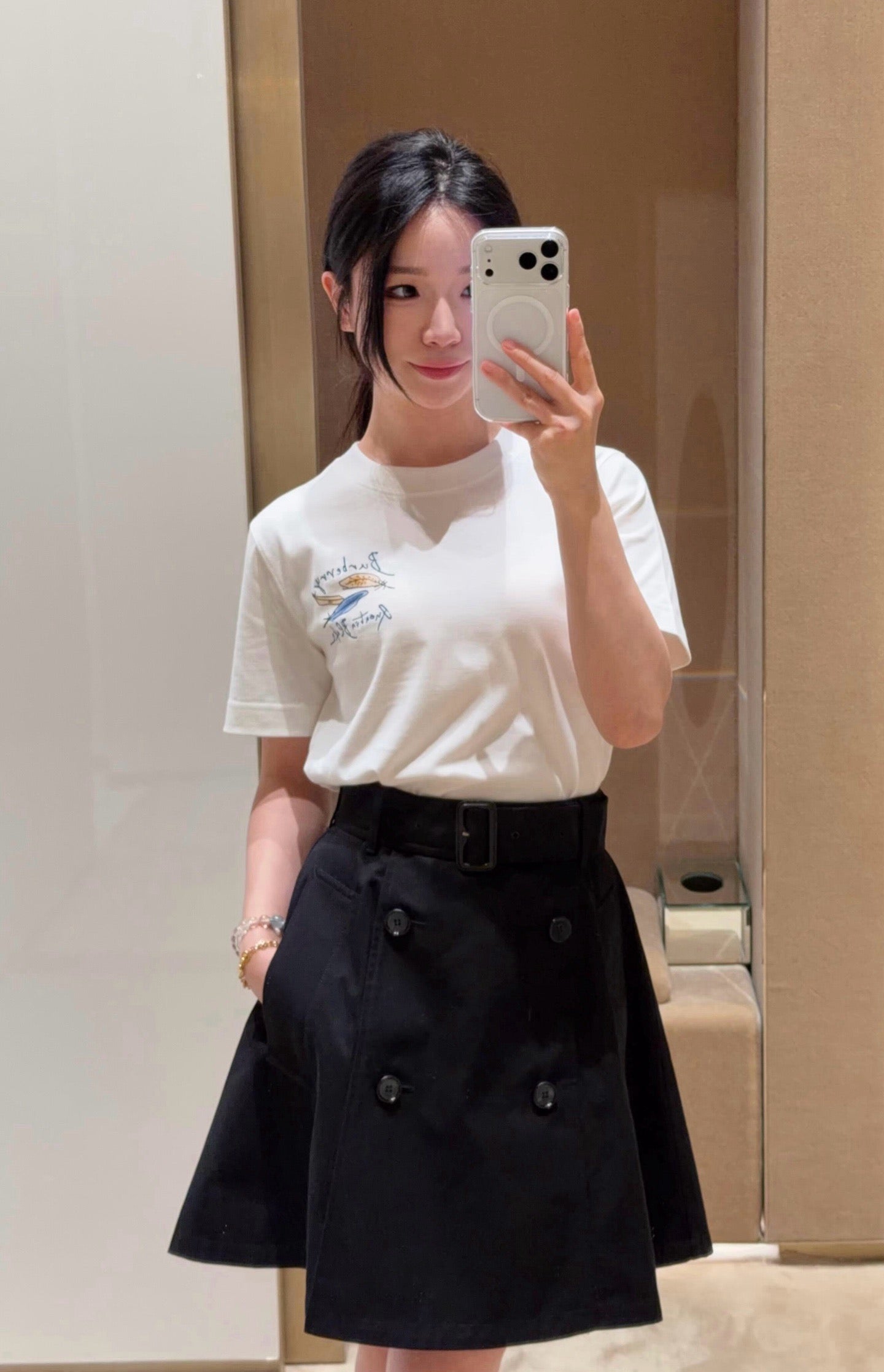 버버디 페더 프린트 코튼 티셔츠
