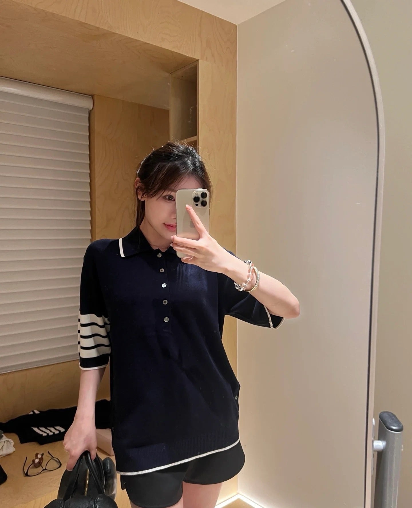 톰브라운 반팔 카라니트