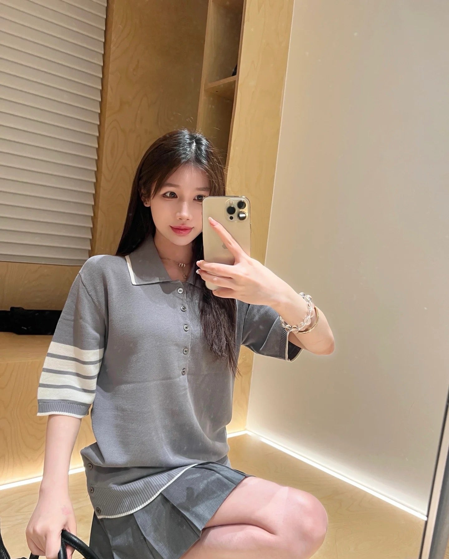 톰브라운 반팔 카라니트