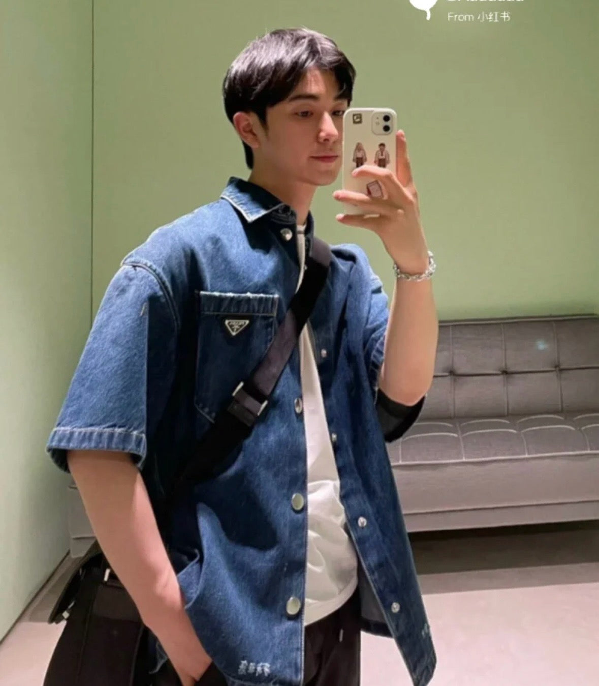프라다 반팔 데님 셔츠