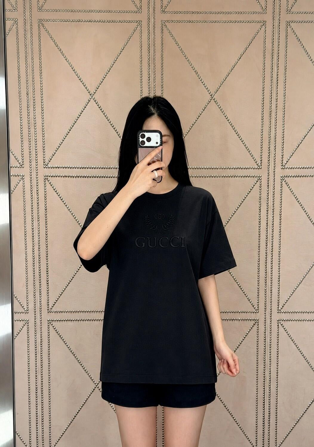 구찌 자수 엠블럼 로고 티셔츠