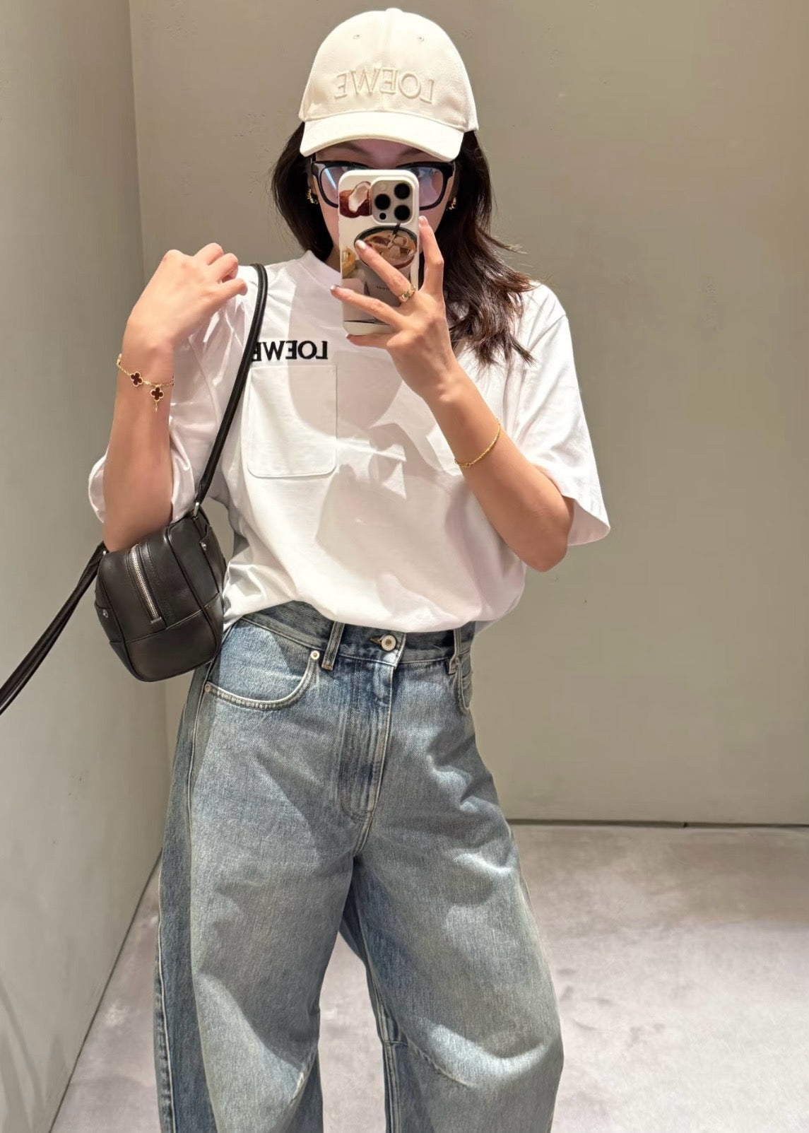 로에베 릴랙스 핏 티셔츠