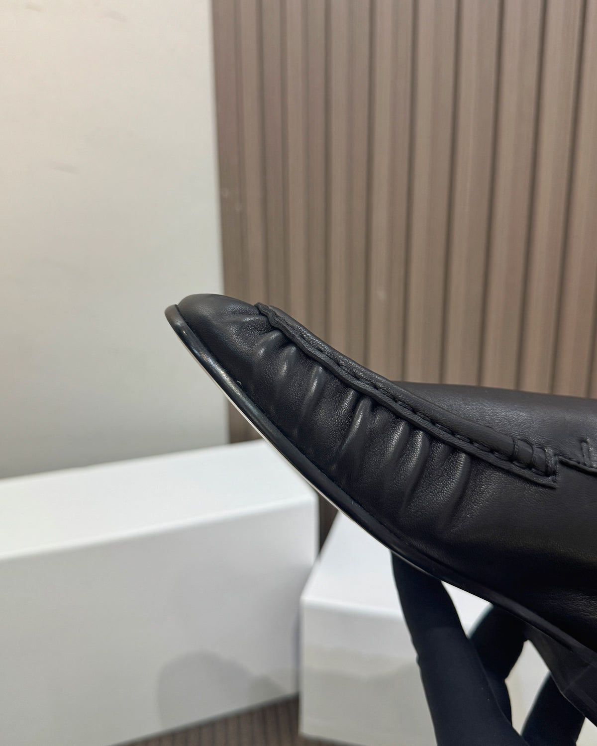 더로우 소프트 모카신 투 래커
