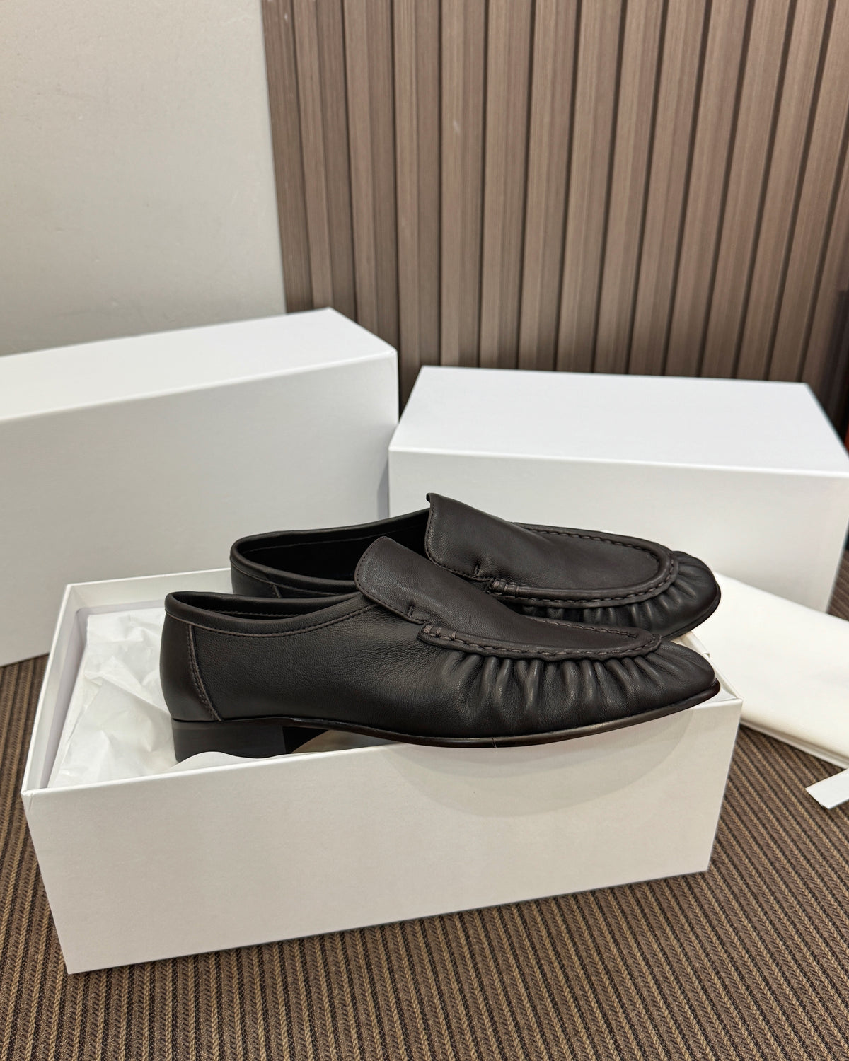 더로우 소프트 모카신 투 래커