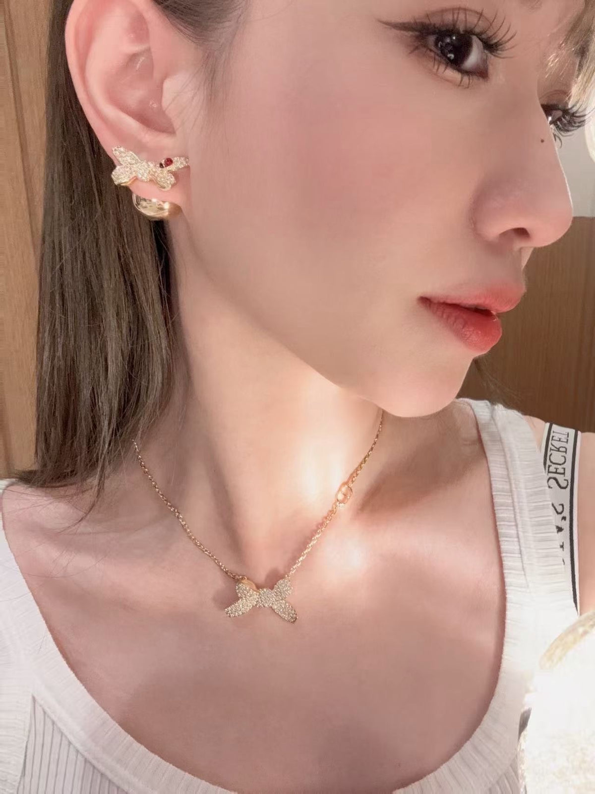 디올 트라이벌 귀걸이