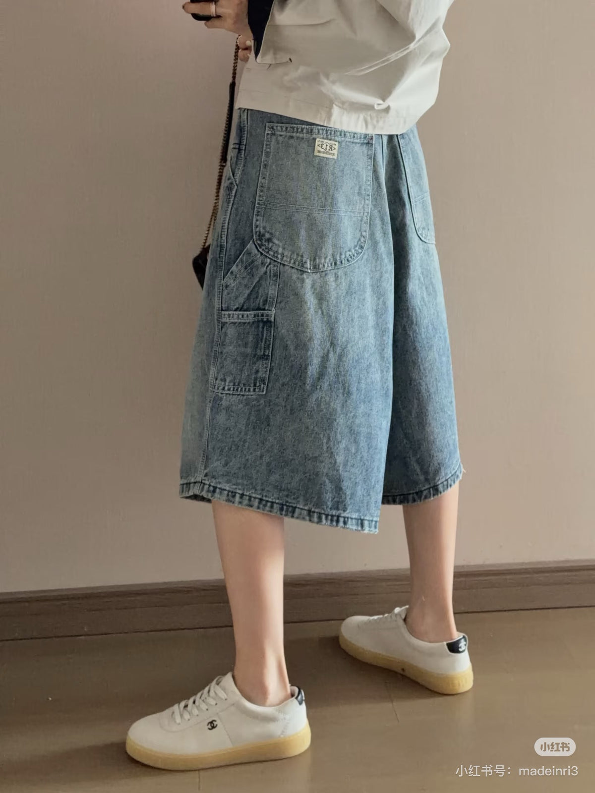 C 26 카프 스킨 스웨이드 스니커즈