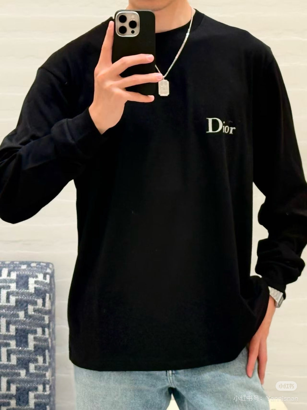디올 자수 롱슬리브