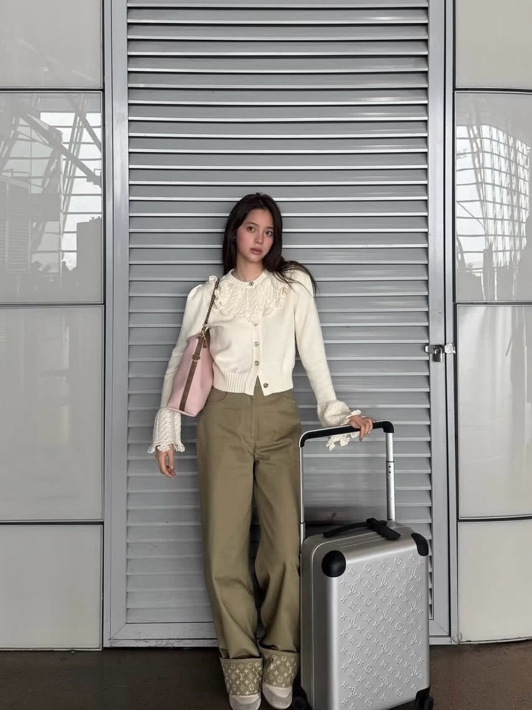 루이비통 크로셰 플라운스 가디건