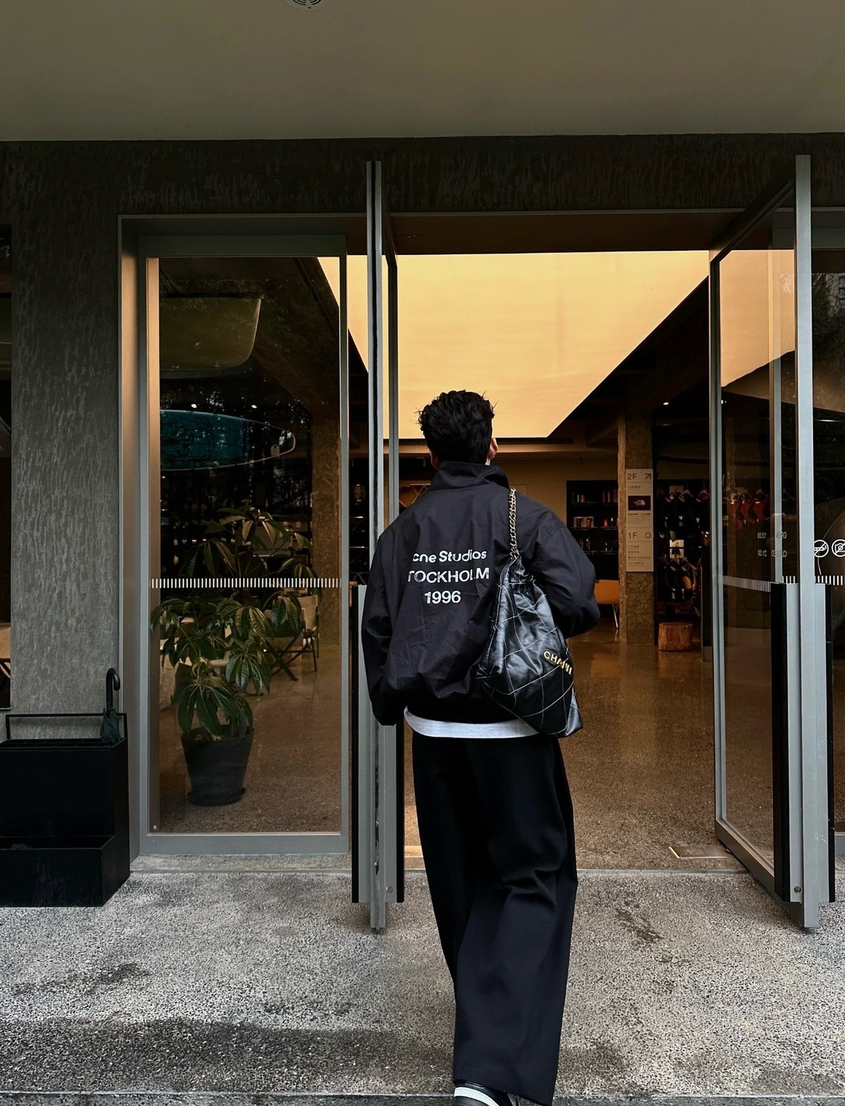 아크네 스튜디오 로고 테크니컬 자켓