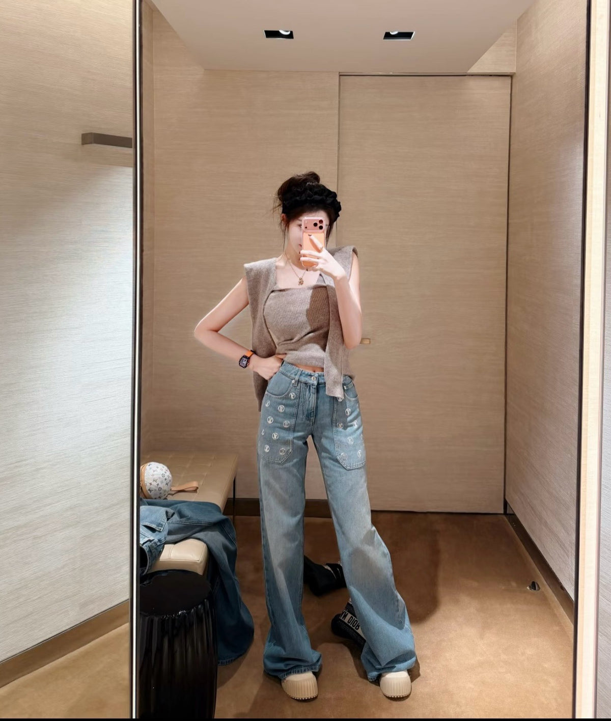 루이비통 시그니처 시퀸 액센트 플레어드 진