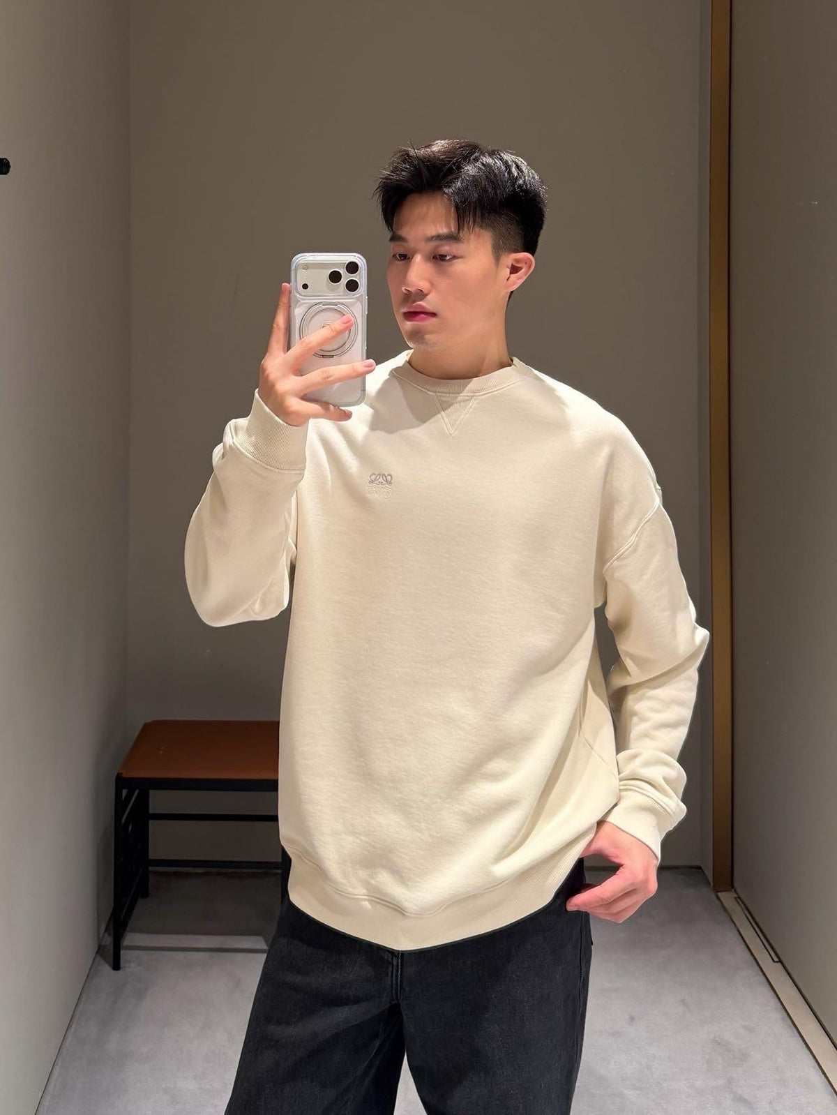로에베 아나그램 풀오버 스웨트셔츠