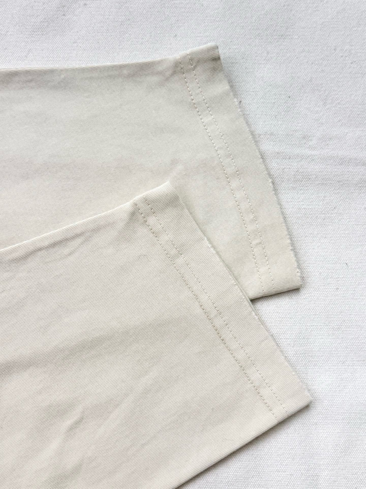 아크네 스튜디오 고딕 로고 티셔츠