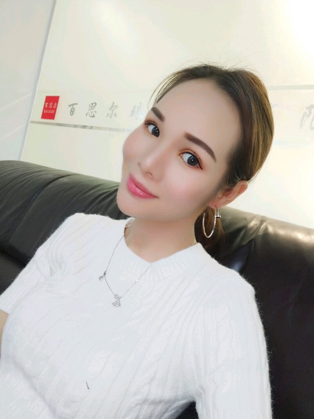 까르띠에 저스트 앵끌루 후프 이어링 라지