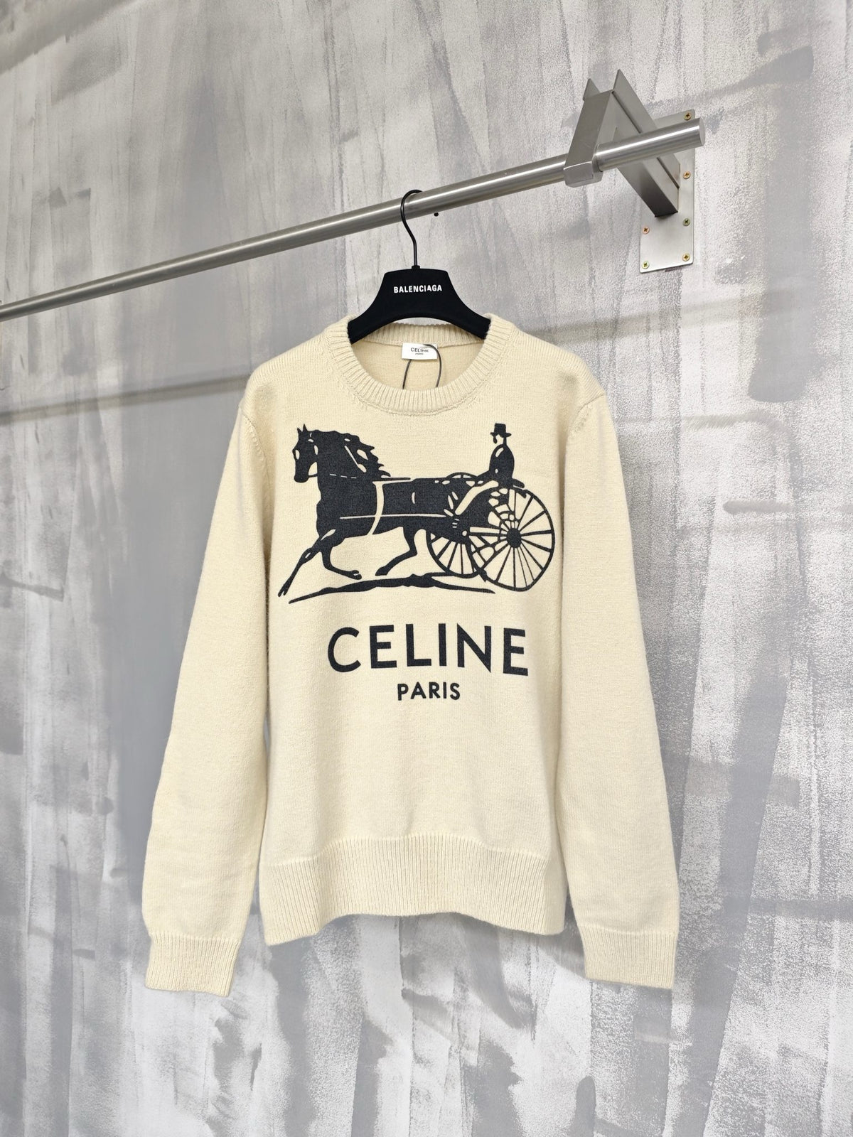 CEL 26ss 크루넥 스웨터