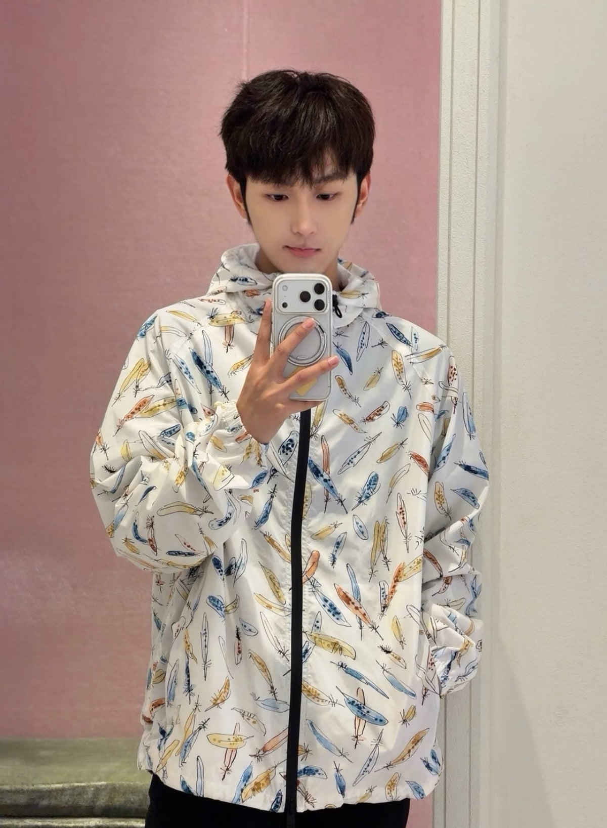 버버리 페더 프린트 나일론 클랩튼 후드 자켓