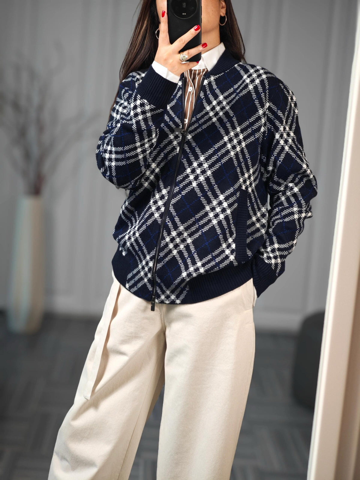 버버리 체크 울 블렌드 가디건