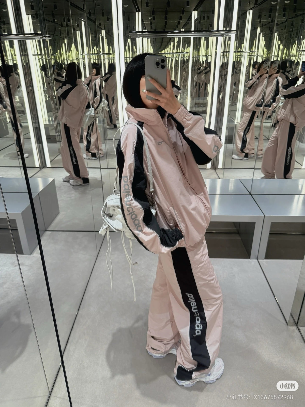 발렌시아가 26FW 여성 자켓