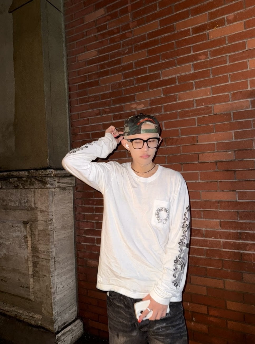 크롬하츠 홀스슈 로고 롱 슬리브 티셔츠