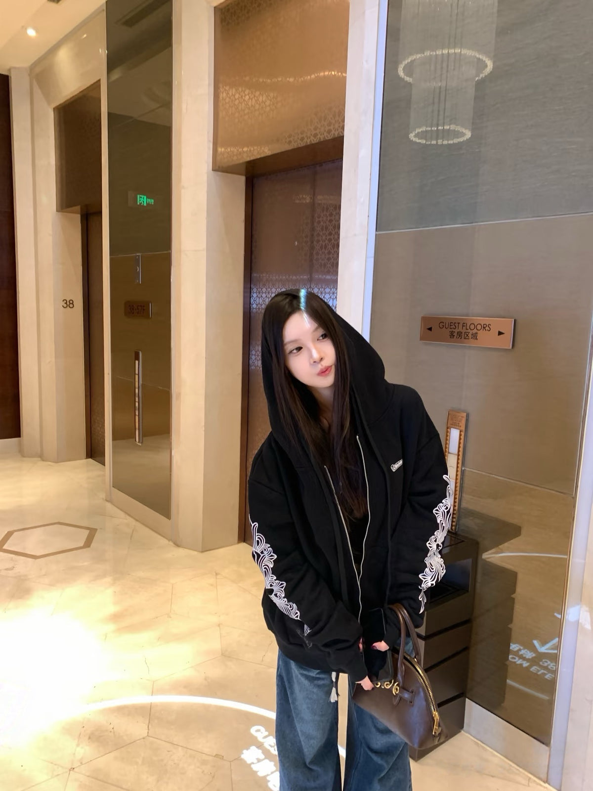 크롬하츠 아스펜 매장 한정 익스클루시브 후디