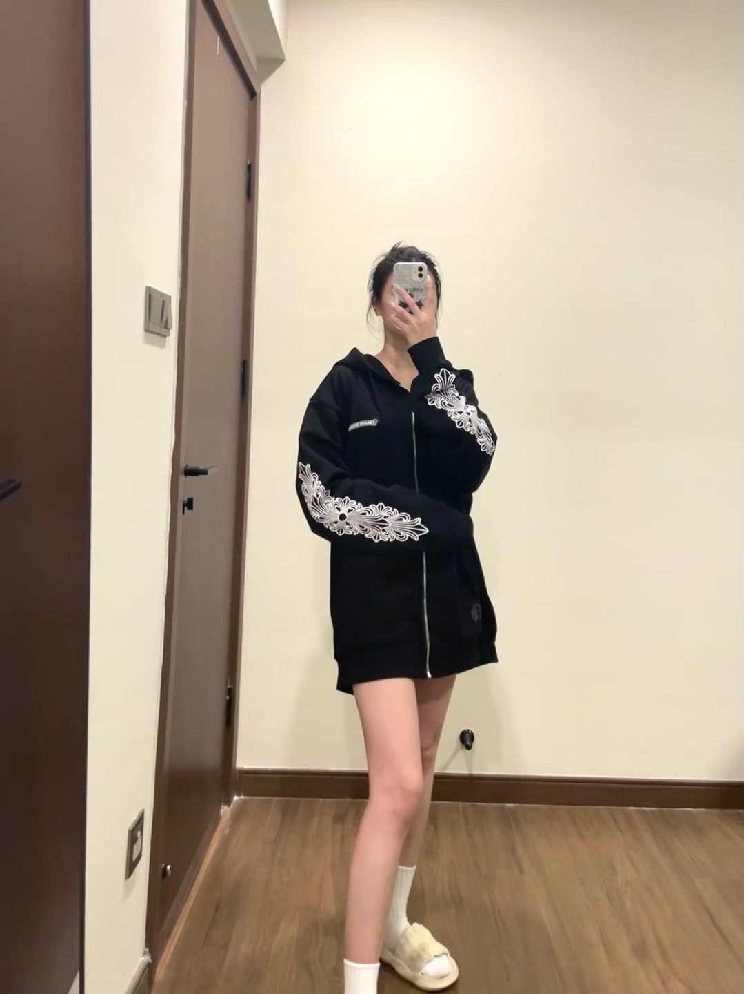 크롬하츠 아스펜 매장 한정 익스클루시브 후디