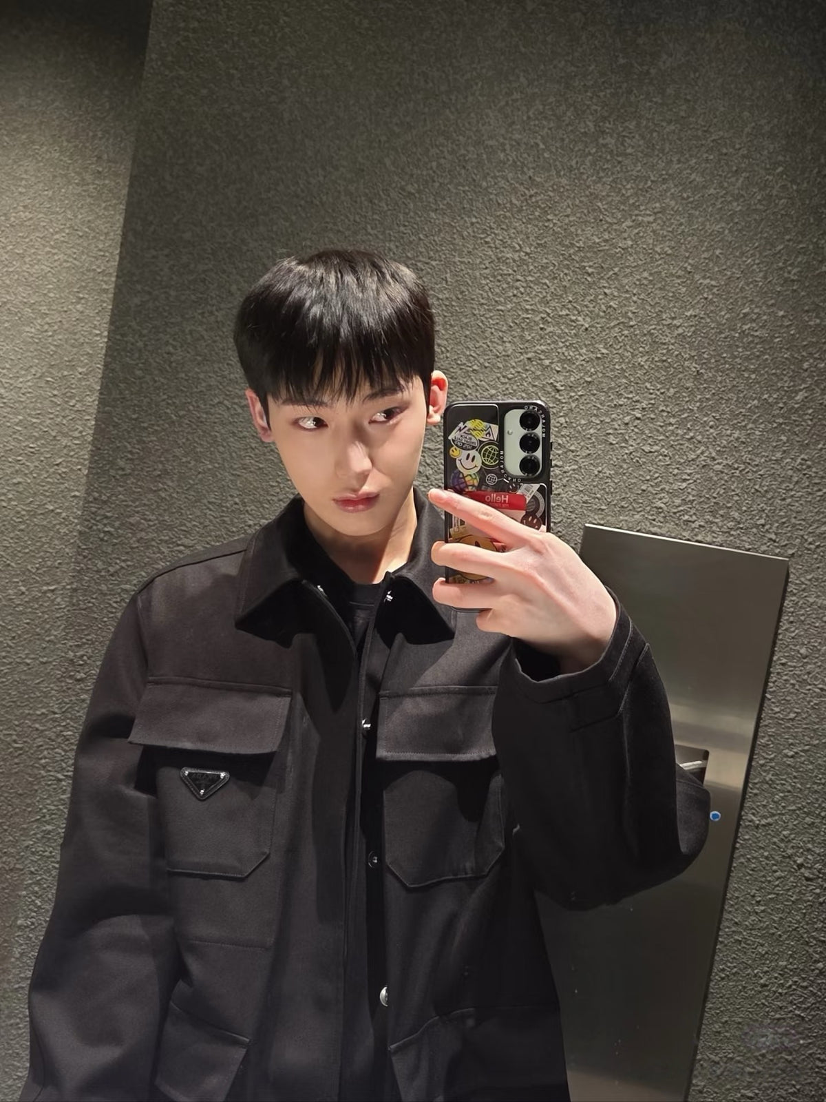프라다 멀티포켓 셔츠 자켓