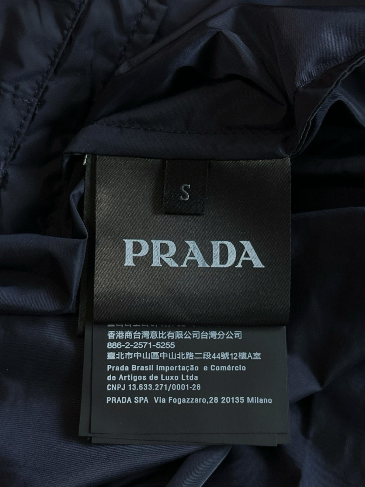 프라다 블루 리나일론 윈드브레이커