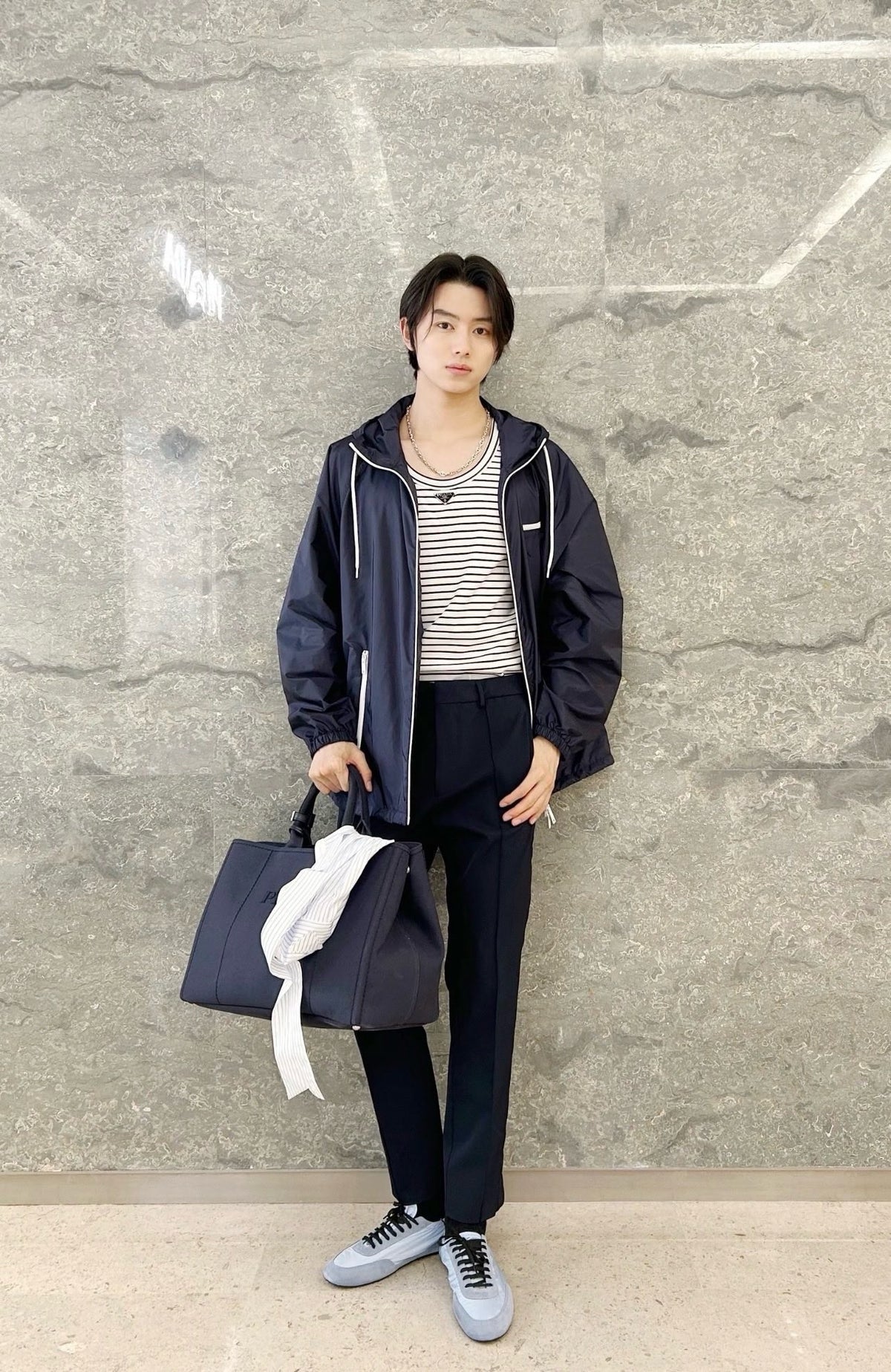 프라다 블루 리나일론 윈드브레이커