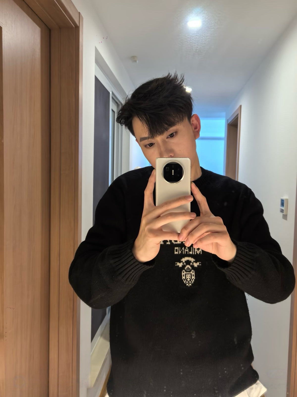 프라다 레터링 캐시미어 니트