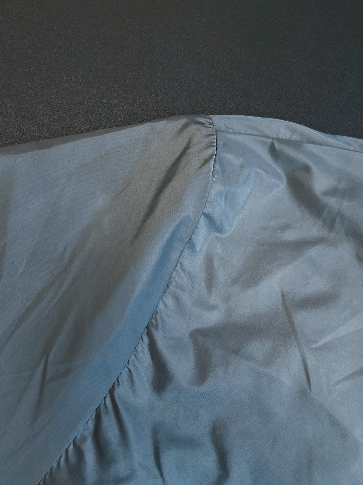 프라다 리나일론 집업 자켓