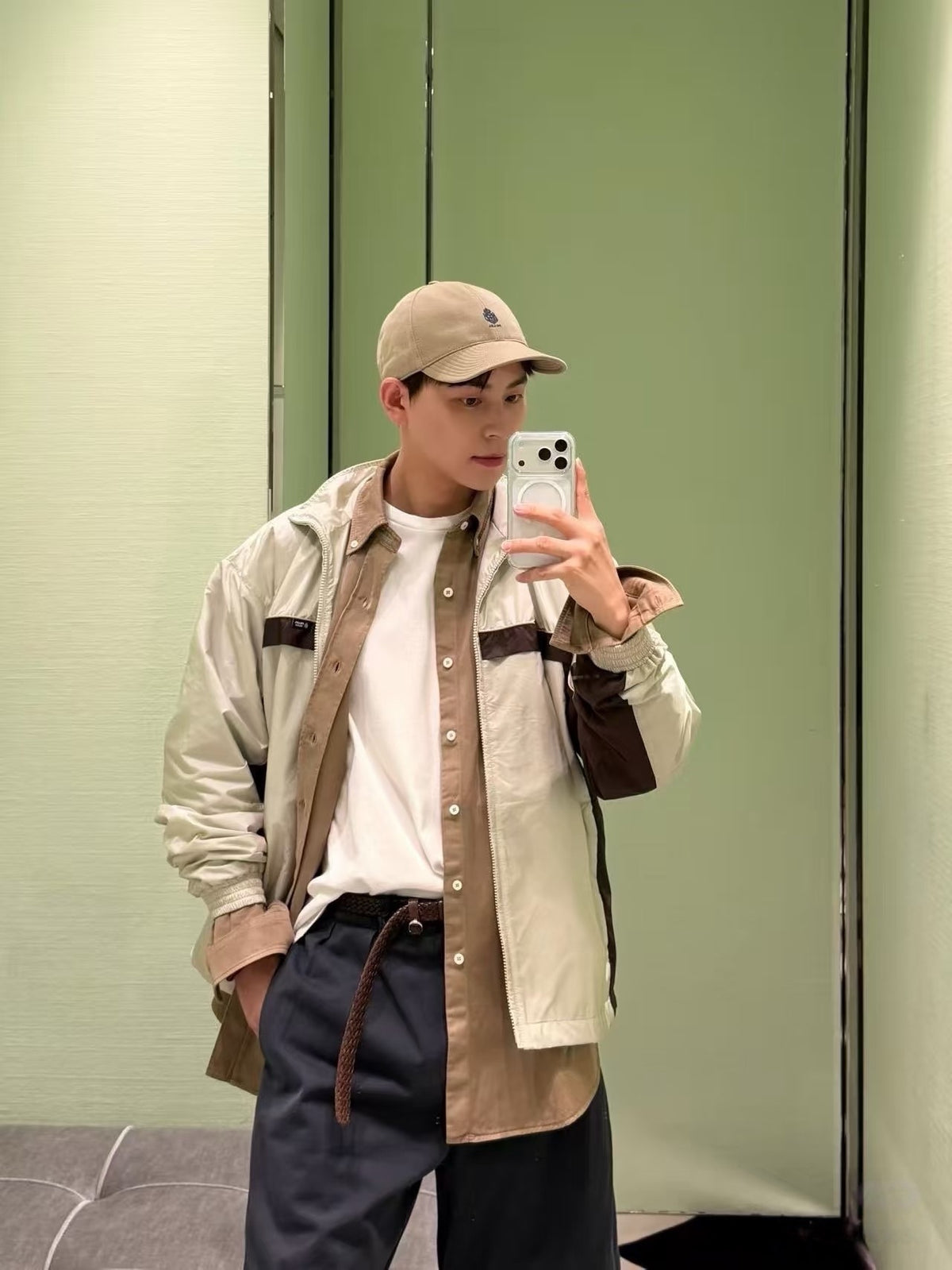 프라다 트랙 자켓