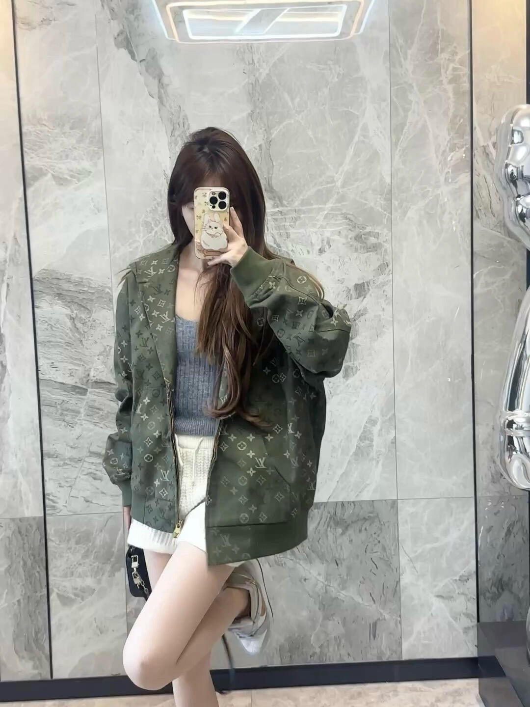 루이비통 모노그램 엠벨리시드 후디드 블루종