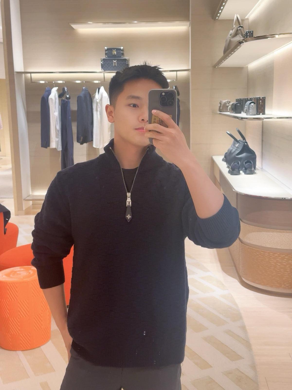 루이비통 캐시미어 울 블렌드 하프 집 풀오버