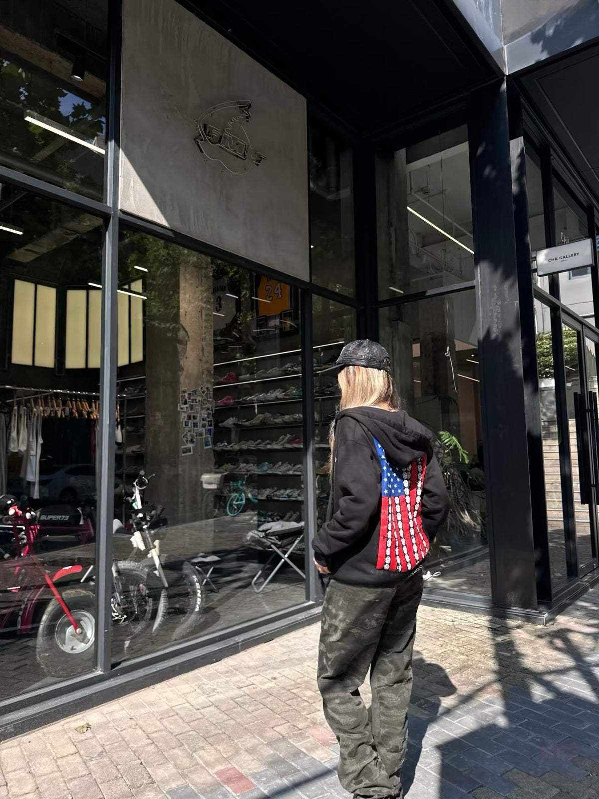 크롬하츠 USA 플래그 집업