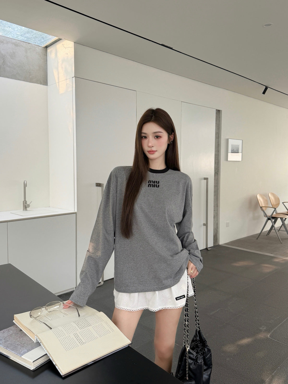 미우미우 코튼 저지 롱슬리브 티셔츠