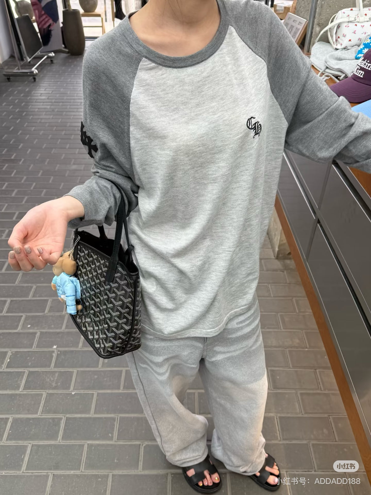 크롬하츠 자수 패치 나그랑 롱 슬레이브 티셔츠