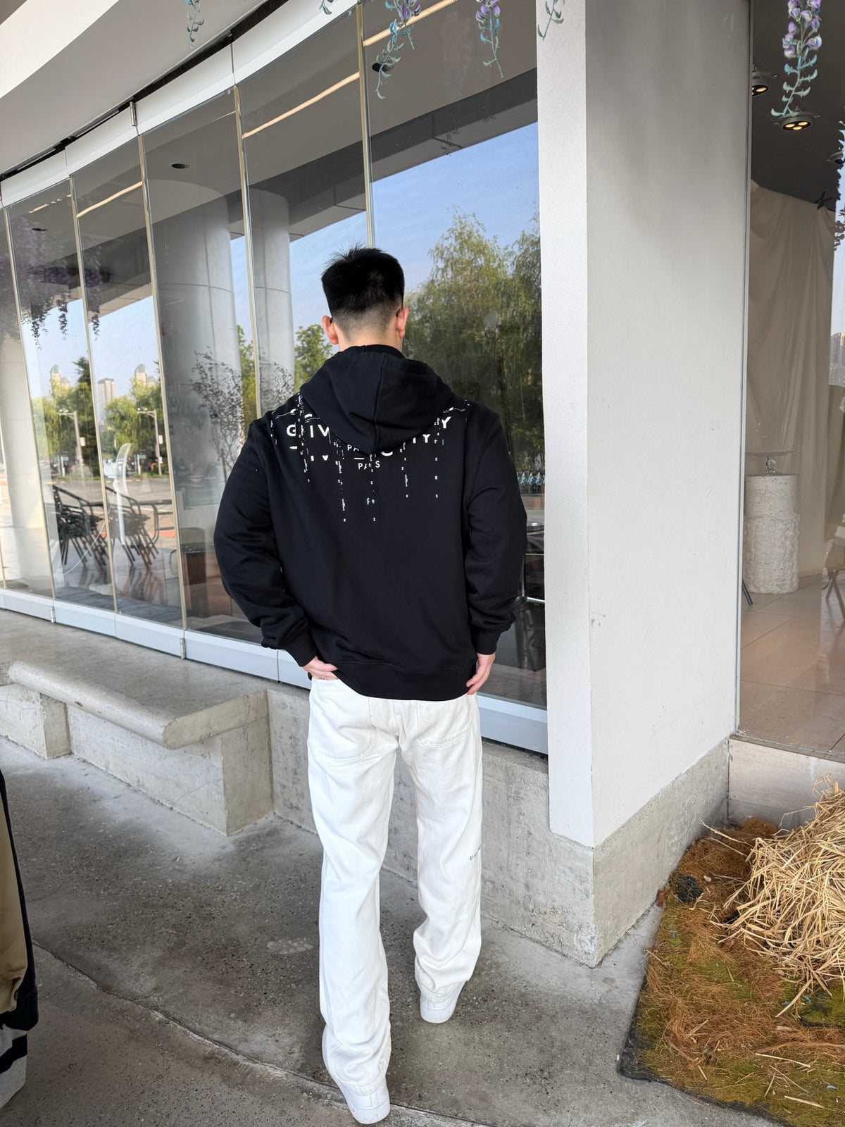 지방시 포토그래픽 네거티브 프린트 플리스 후드 집업