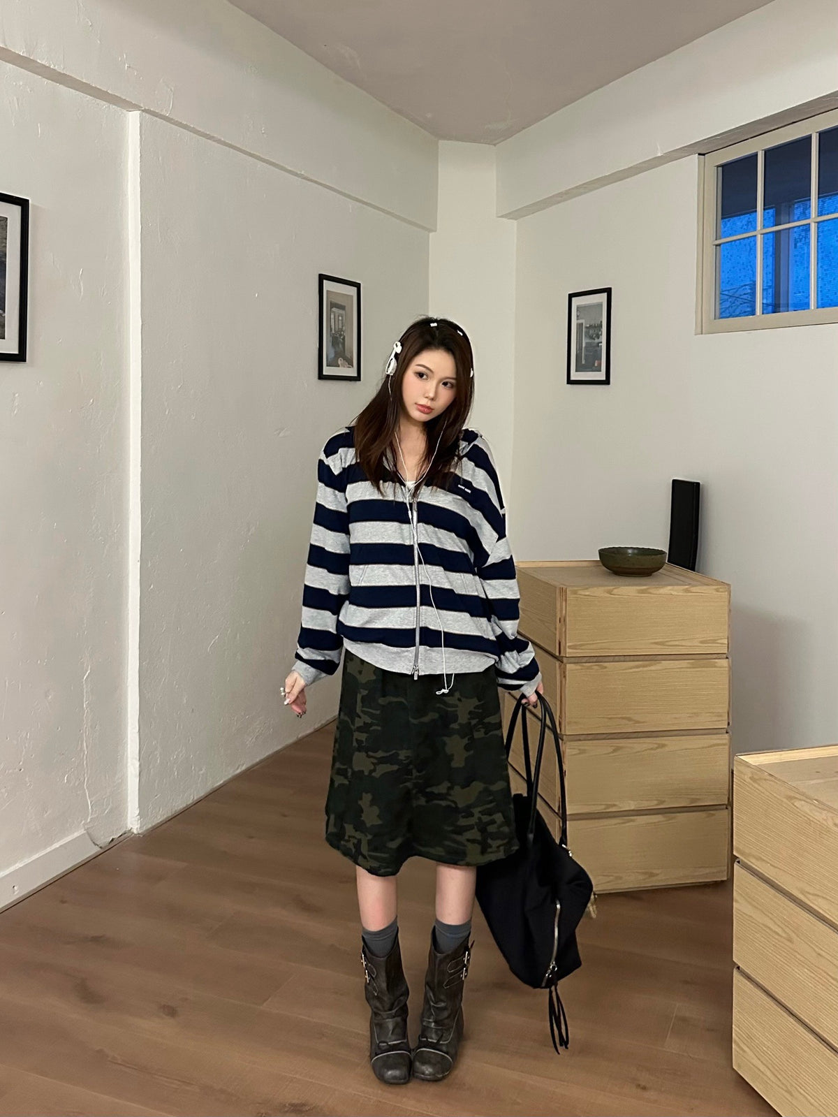 미우미우 스트라이프 저지 후디