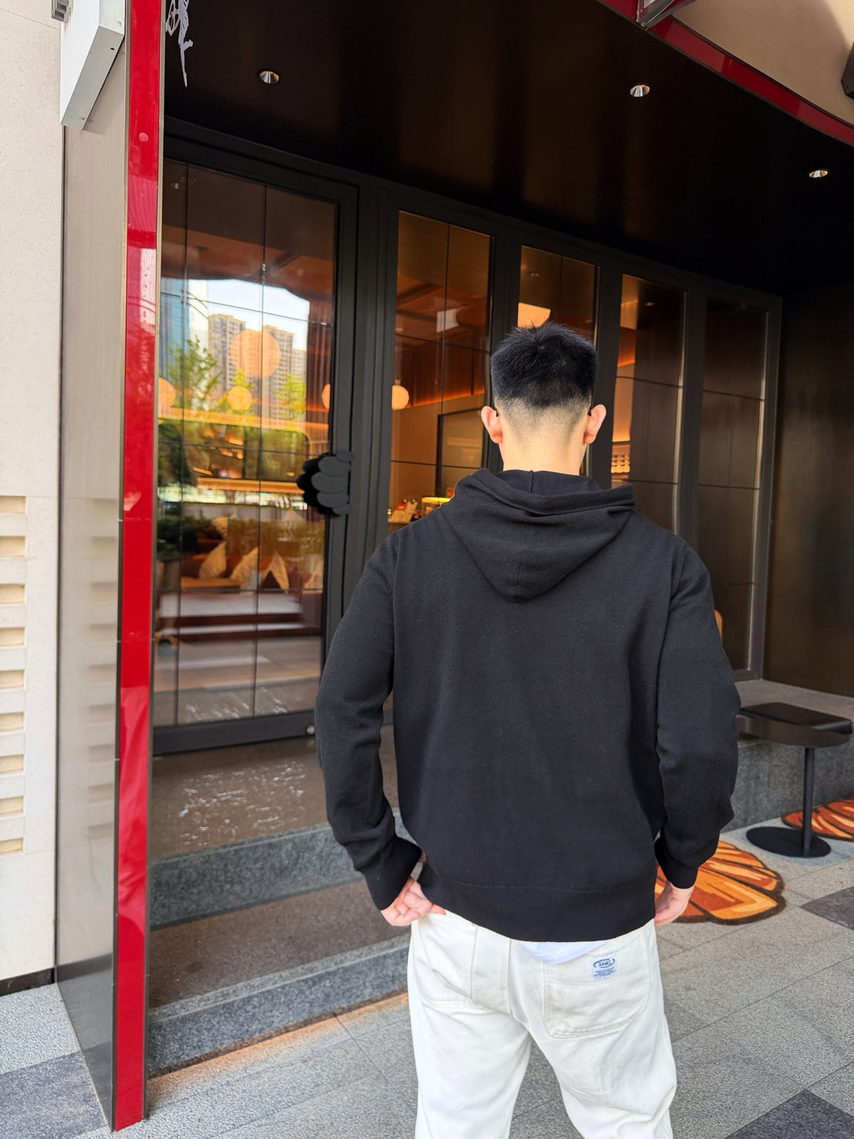 지방시 PARIS 자수 로고 후디