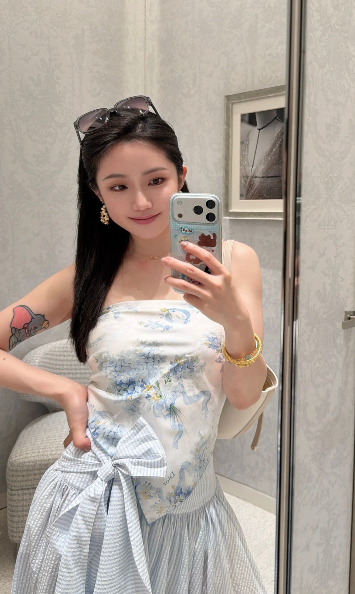 디올 스카프