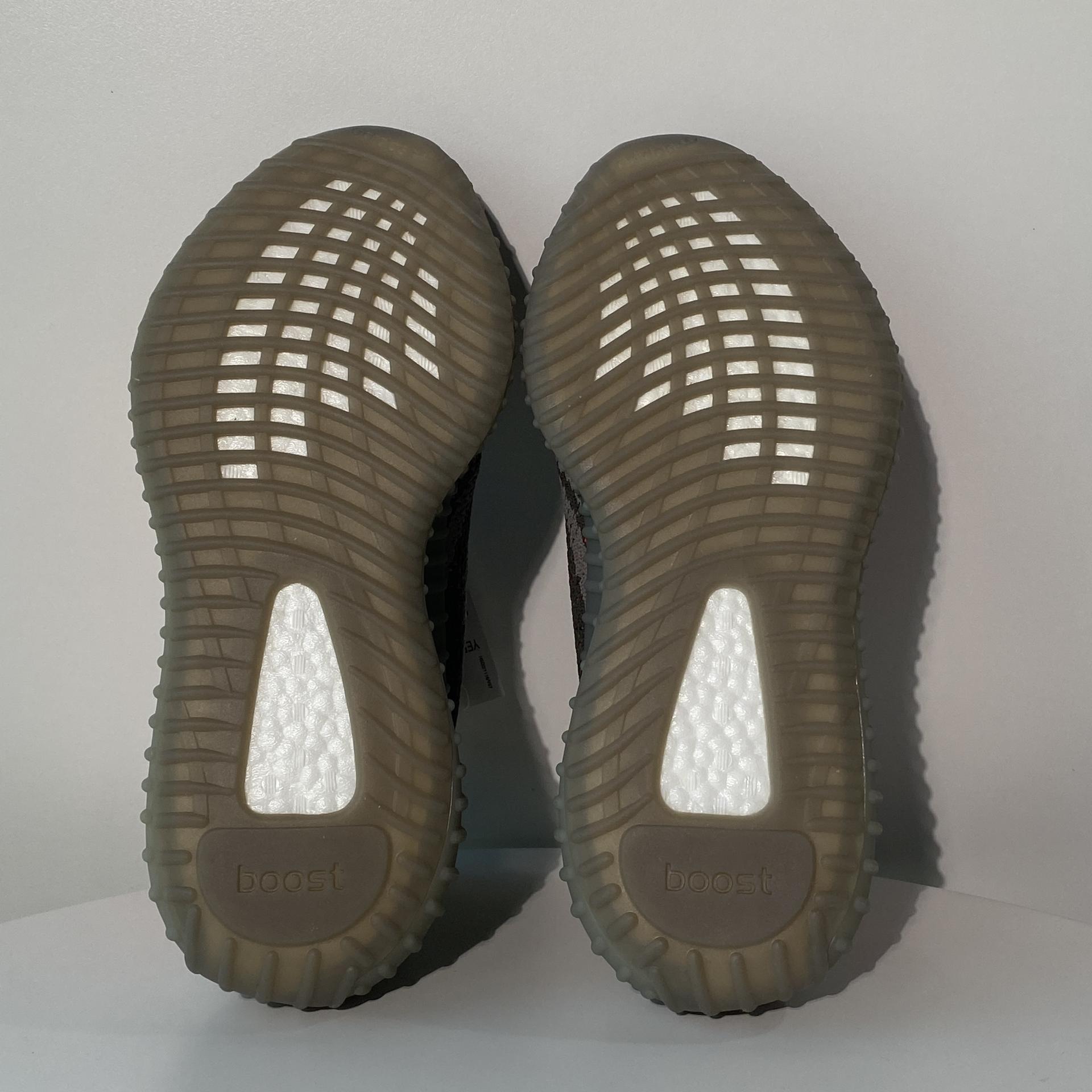 할인재고) YEEZY 350 V2 벨루가 솔라레드 리플렉티브 / 265사이즈
