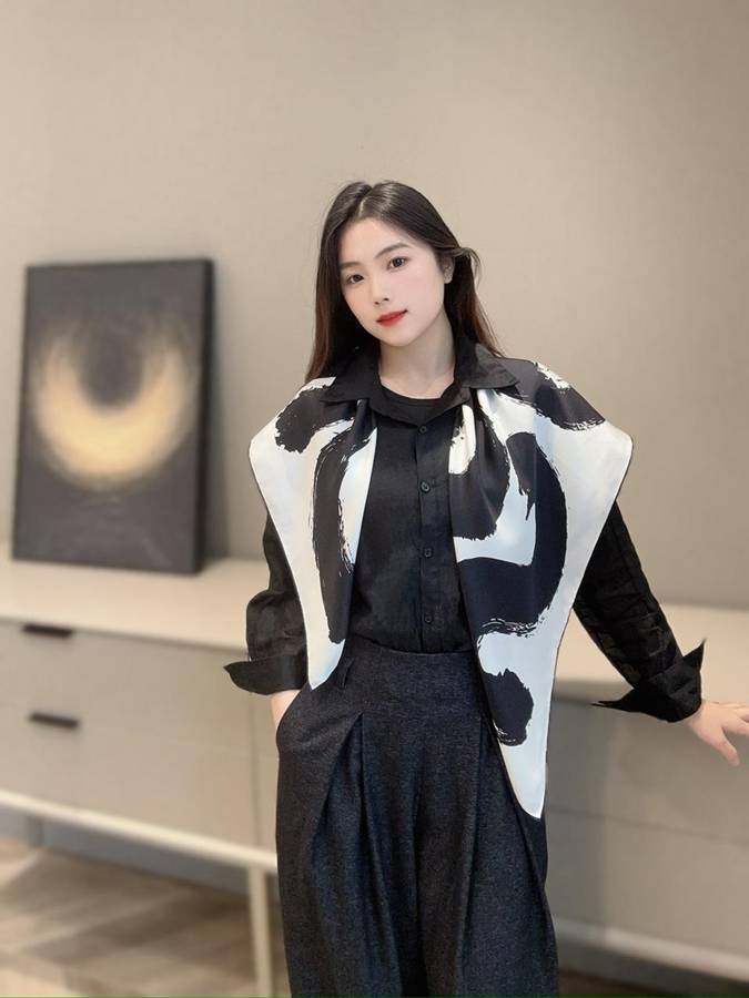 디올 스카프 14