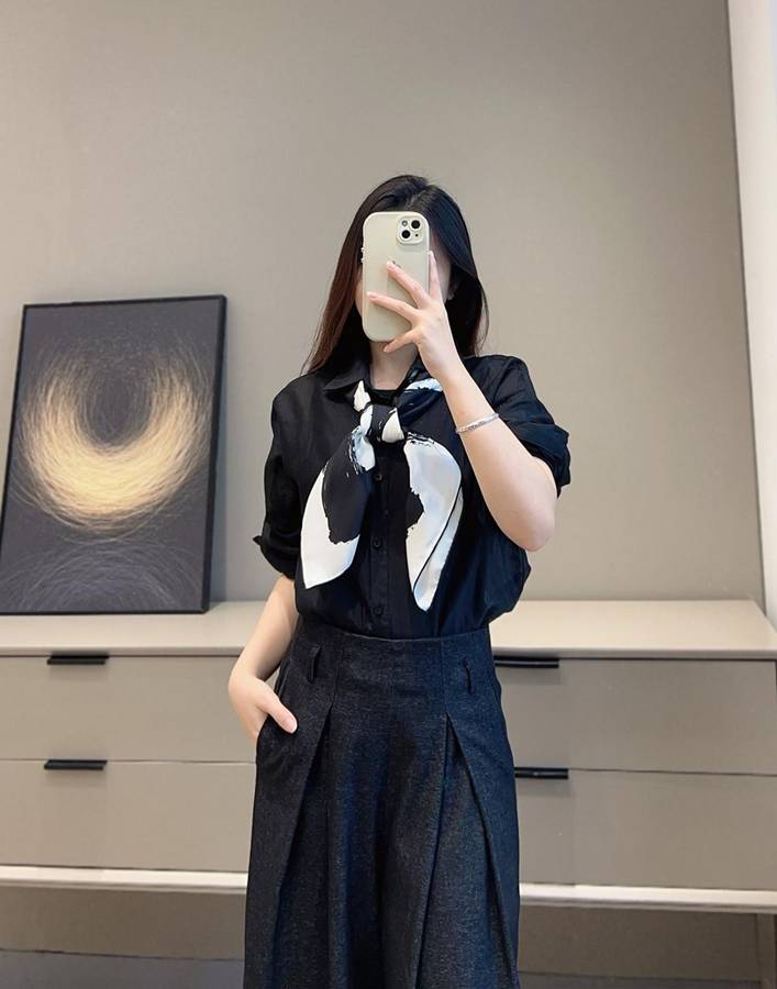 디올 스카프 14