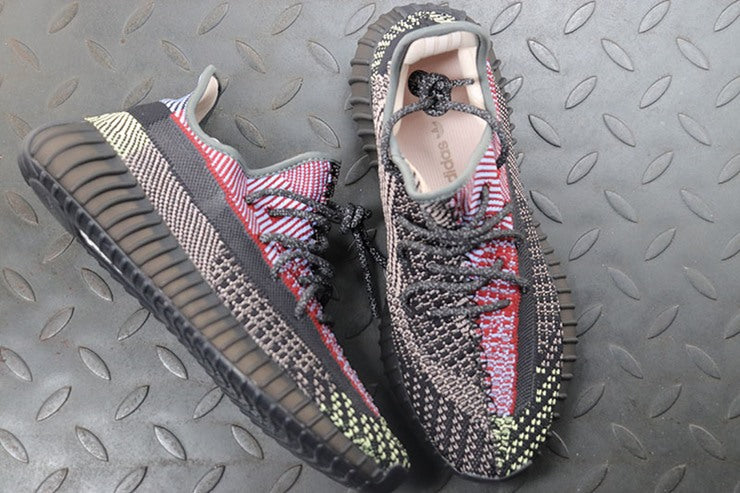 YEEZY 350 V2 예힐 리플렉티브