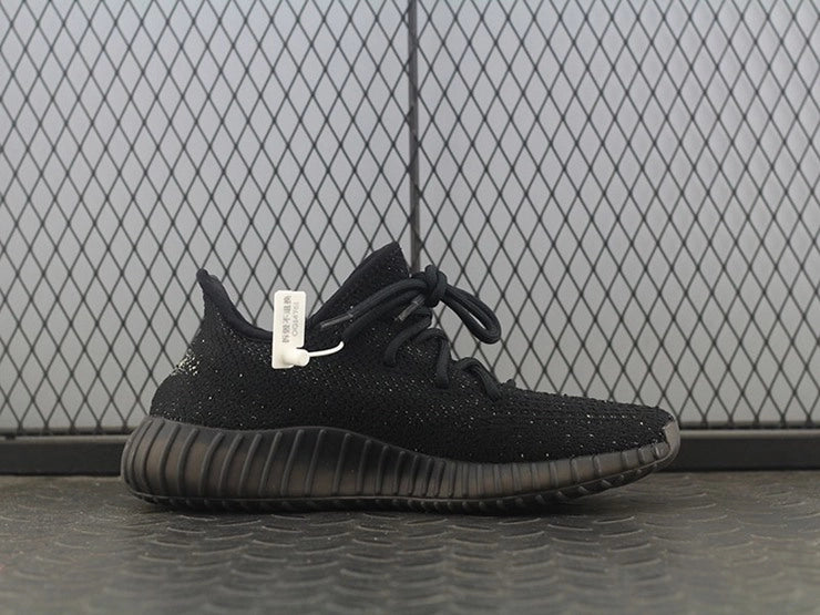 YEEZY 350 V2 오레오