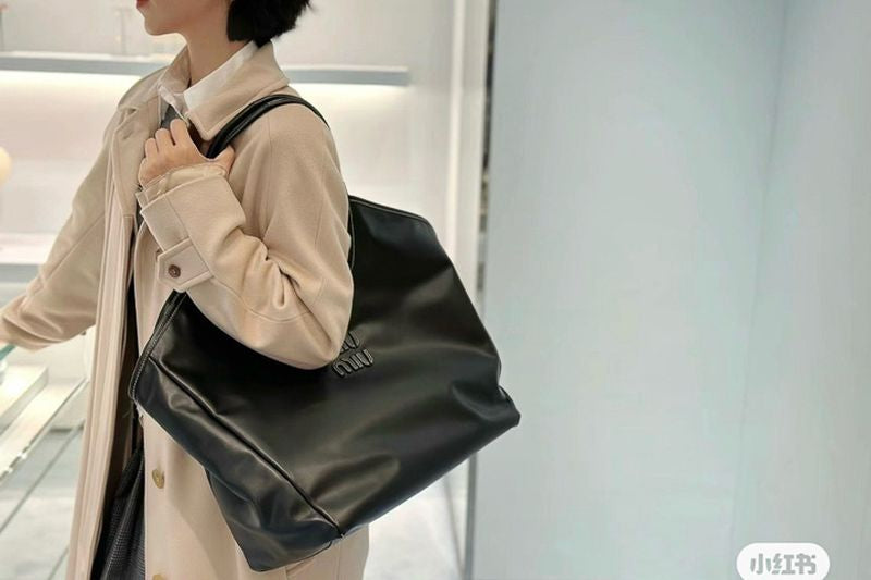 미우미우 아이비백 라지