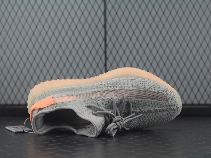 YEEZY 350 V2 트루폼