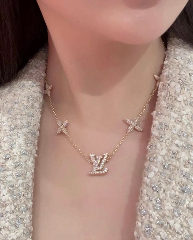 루이비통 목걸이