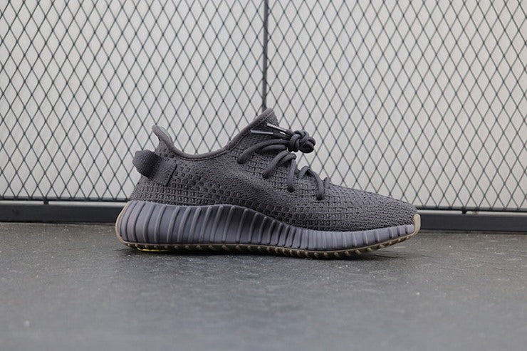YEEZY 350 V2 신더