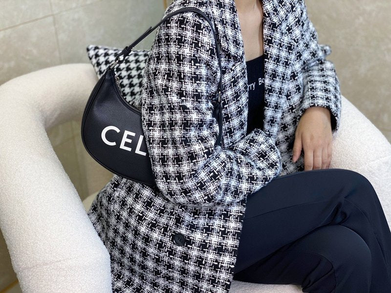 CEL 레더 로고 아바백